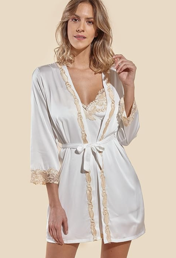 HERMOSA PIJAMA EN SEDA PARA DAMA