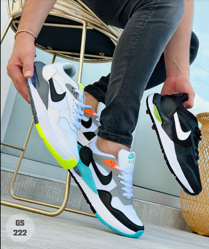 NIKE AIR MAX